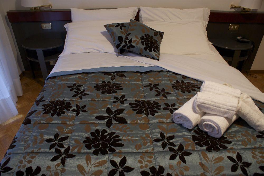 גמונה דל פריולי Hotel Pittini מראה חיצוני תמונה