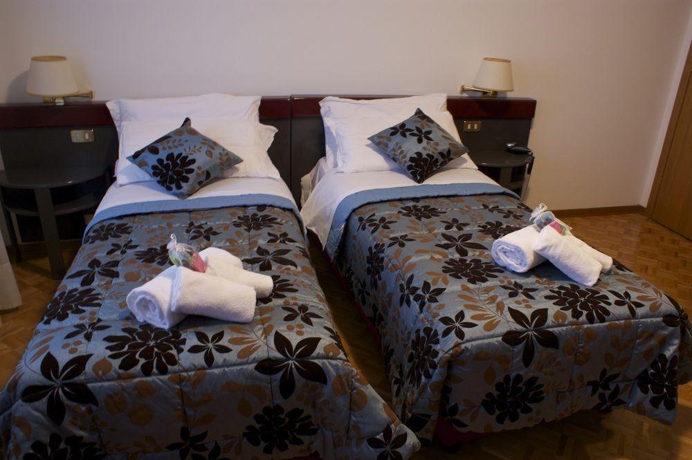 גמונה דל פריולי Hotel Pittini מראה חיצוני תמונה